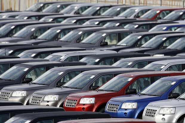 تولید خودروی انگلستان به علت کمبود تراشه سقوط کرد